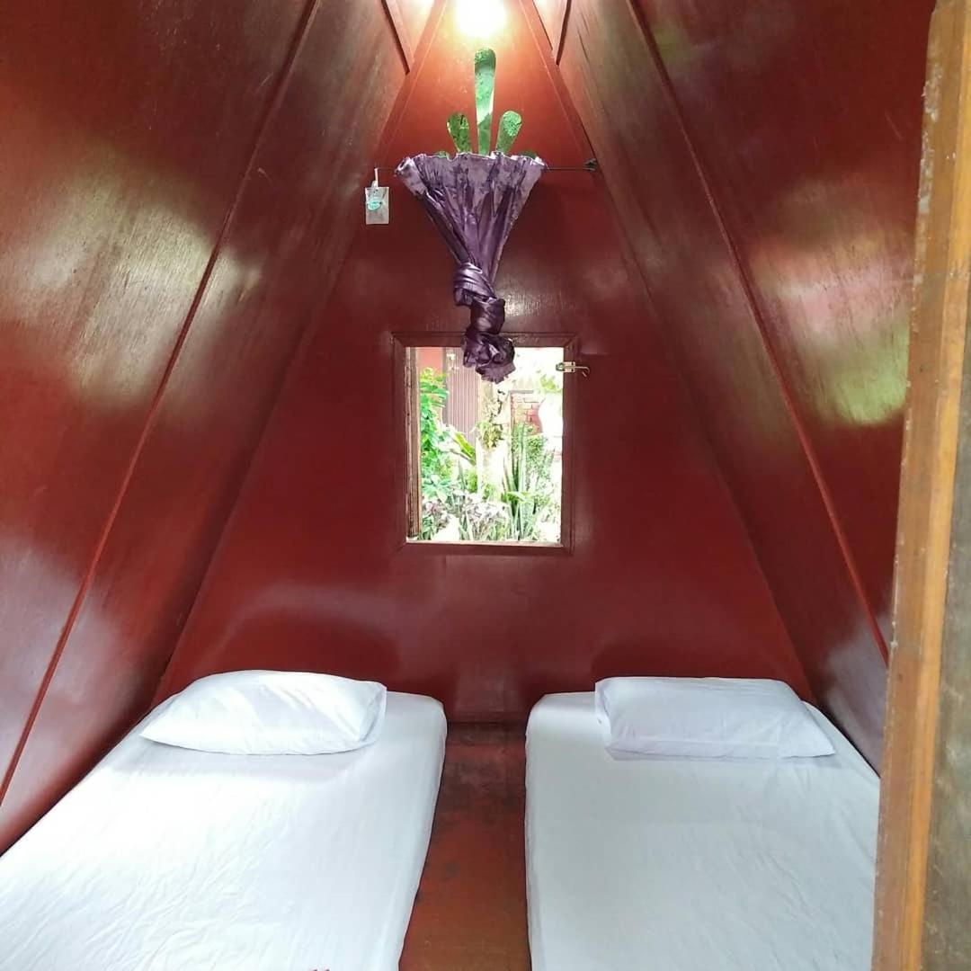 Nazri Nipah Camp Pangkor Hotell Kampung Teluk Nipah Rom bilde